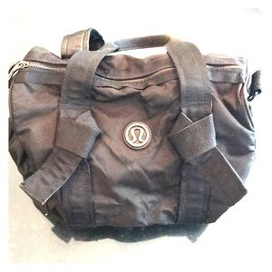 Lululemon old school mini duffel hand bag. Black.